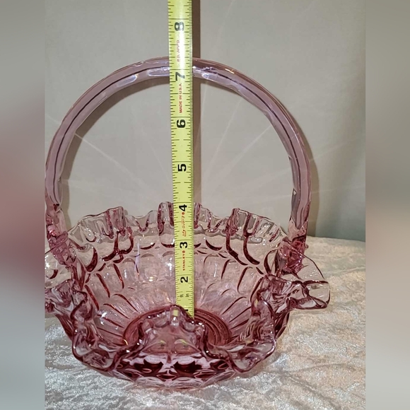 Fenton Colonial Pink Thumbprint Handled Art Glass Basket - Picture 7 of 7